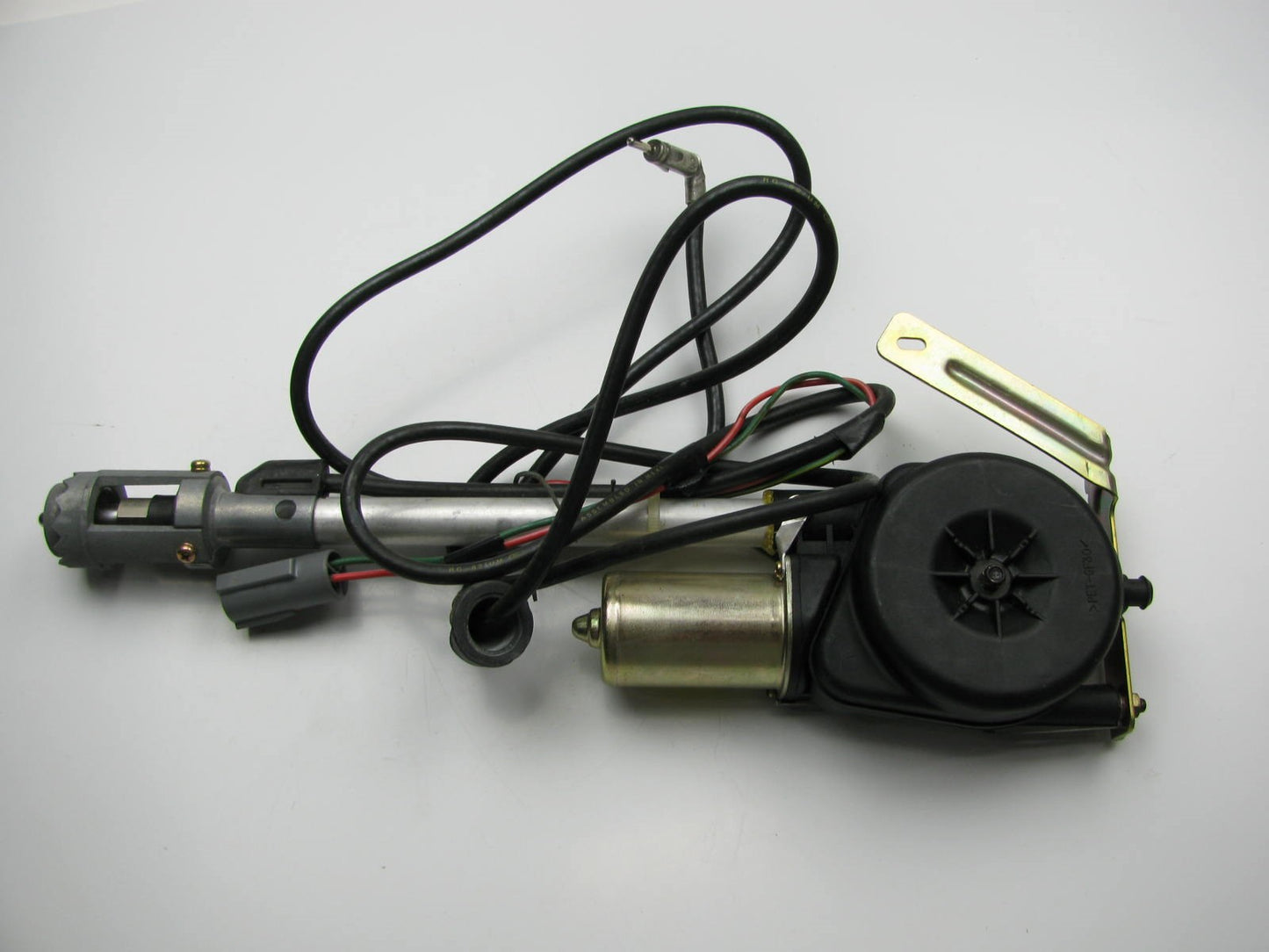 NEW - OUT OF BOX Ford E5AF-19A018-CA Power Antenna 1985-1987 Crown Victoria LTD
