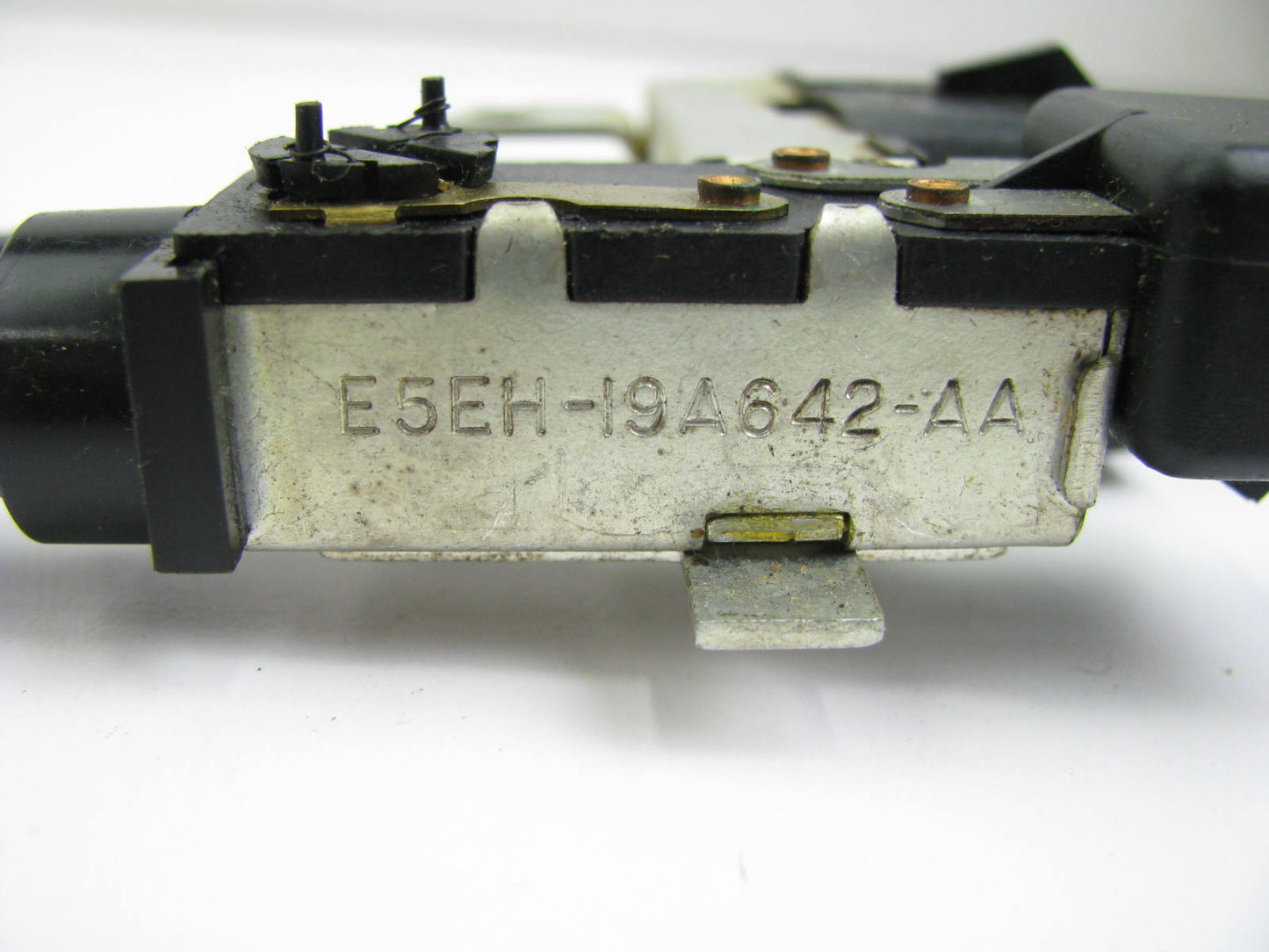 NEW - OUT OF BOX - OEM FORD E5EH-19A642-AA HVAC Blower Control Switch