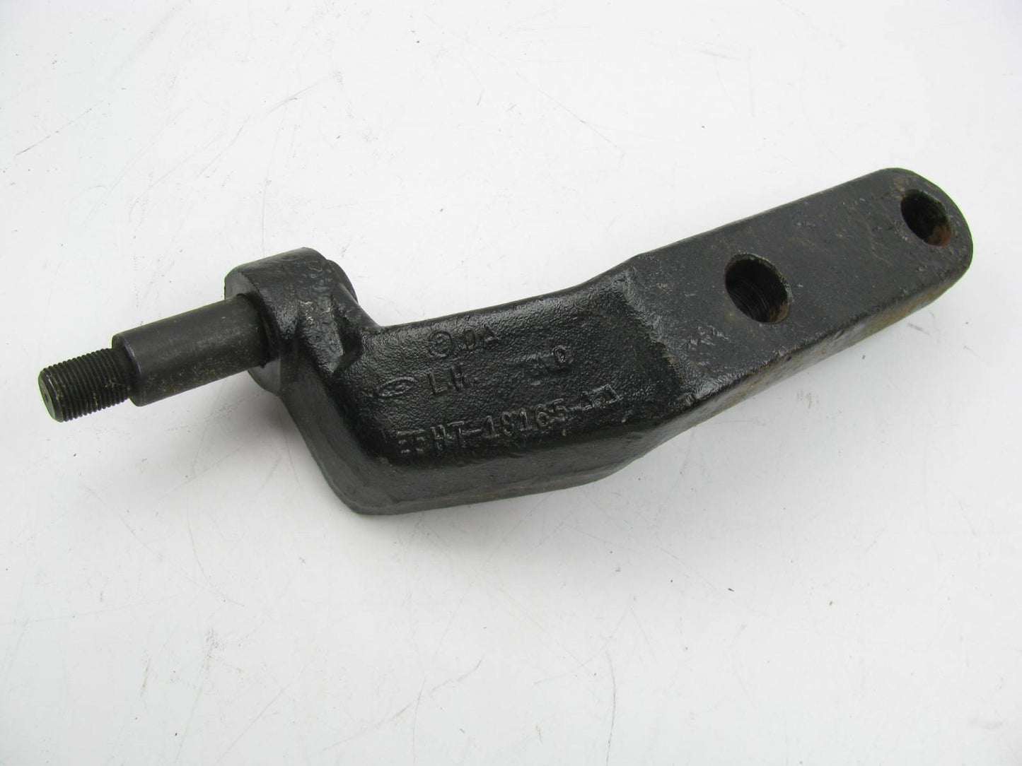 NOS OE Ford E5HT-18165-AA  Left Drivers Side Shock Mount Bar 1985-up Heavy Truck