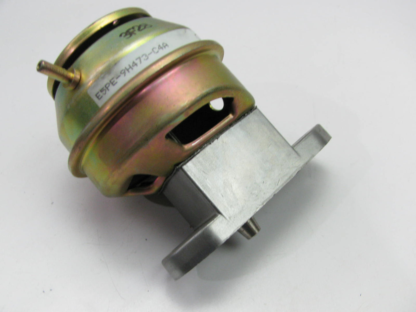 NEW - OUT OF BOX OEM Ford E5PE-9H473-C4A EGR Valve