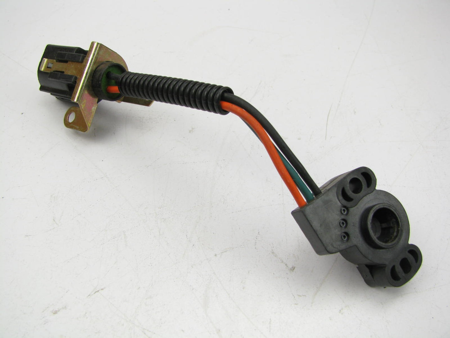 NEW - Out Of Box E5PF-9B989-AA Throttle Position Sensor for 1985 Ford 5.0L Van