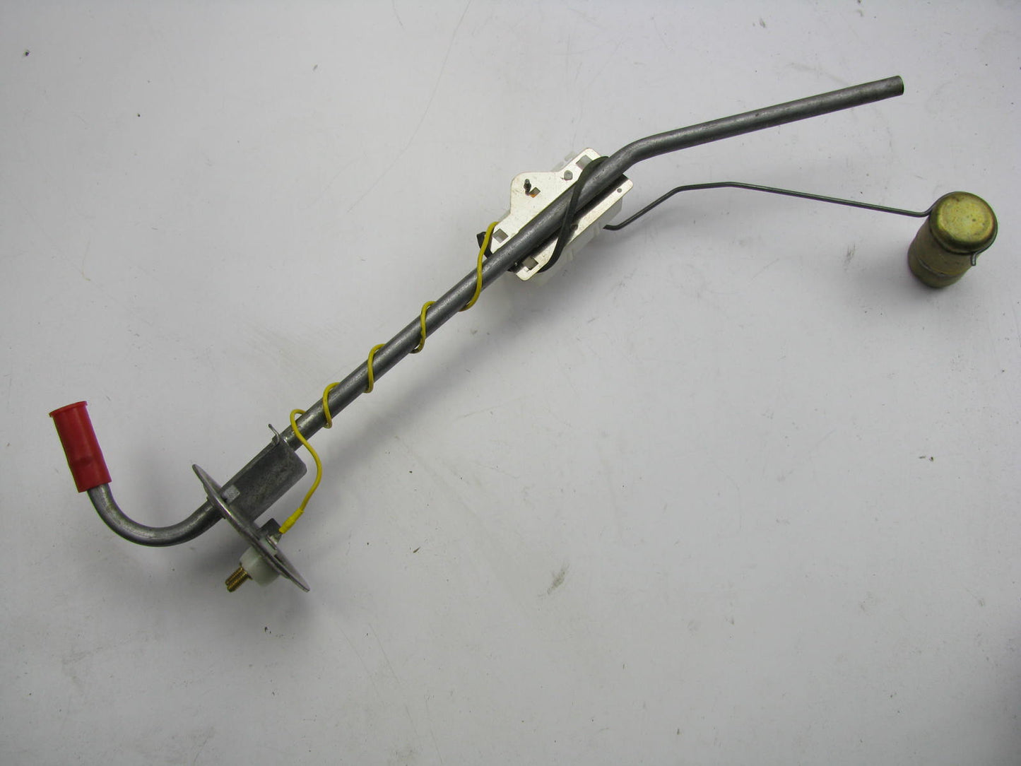 NEW - OUT OF BOX FORD E5TF-9275-AA Fuel Level Sender 1985-1986 Bronco W/ EFI 32G