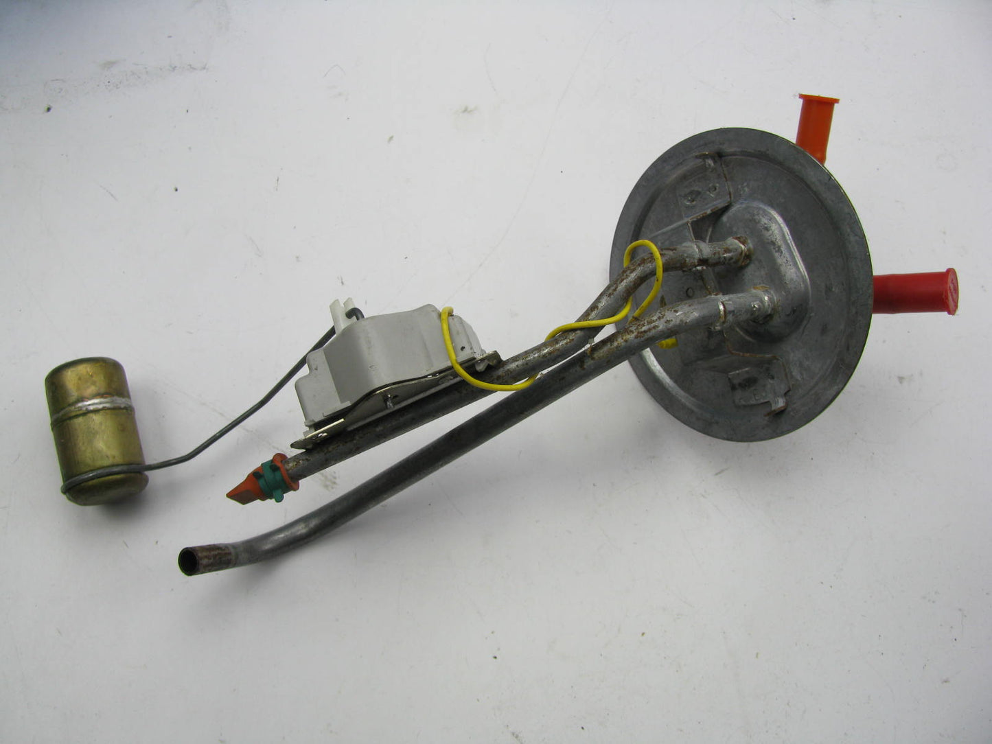 SURFACE RUST - FORD E5TF-9275-BE-R Fuel Level Sender 85-86 F250 F350 Diesel AFT