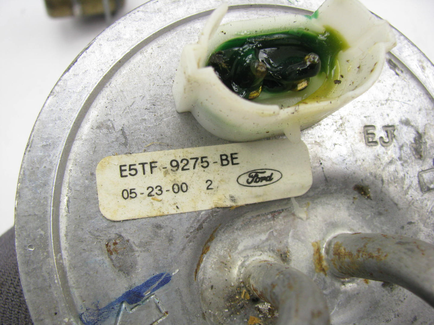 SURFACE RUST - FORD E5TF-9275-BE-R Fuel Level Sender 85-86 F250 F350 Diesel AFT
