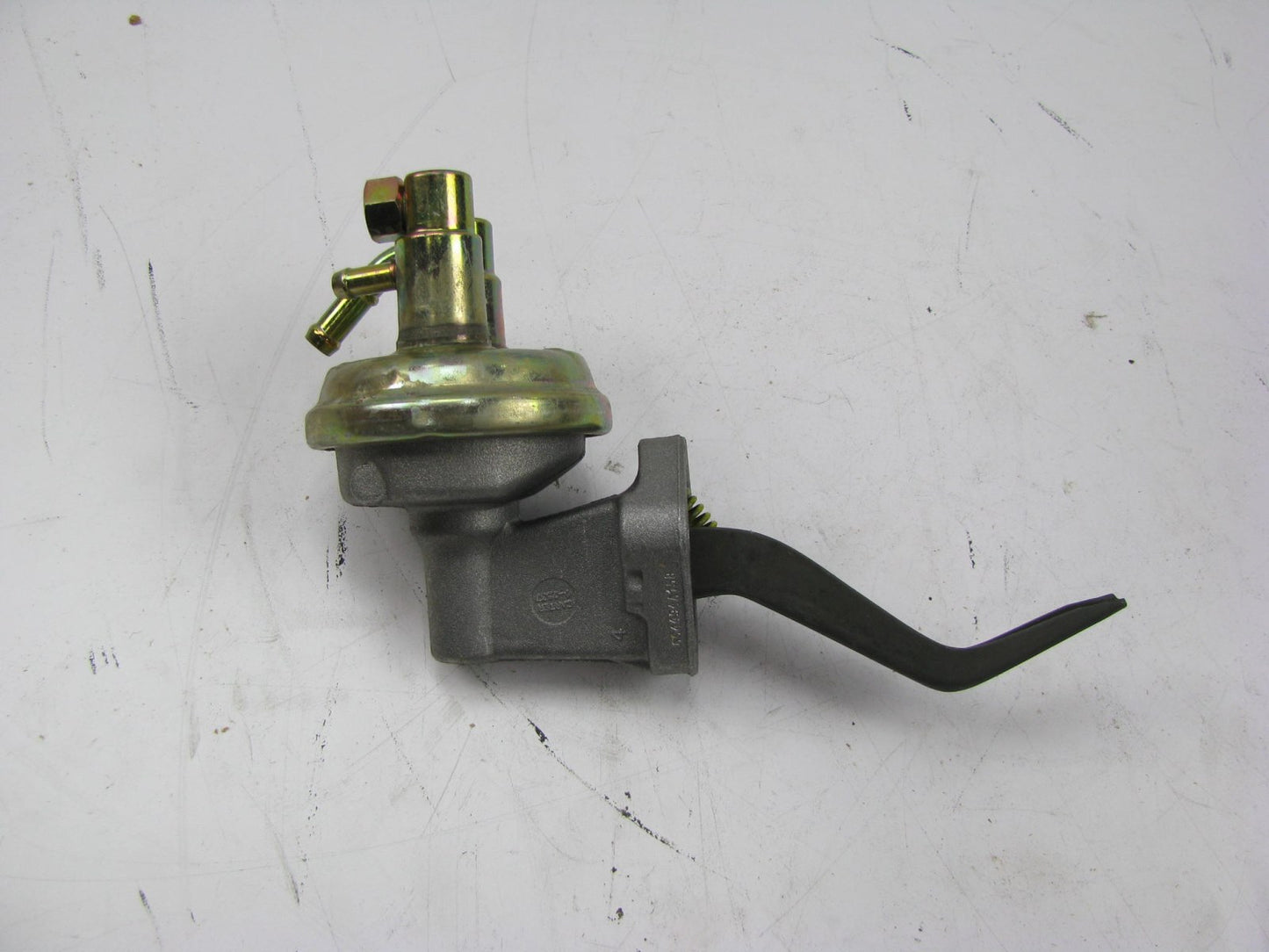 NEW - OUT OF BOX - FORD E5TZ-9350-D Mechanical Fuel Pump 1985-1987 351W 5.8L V8