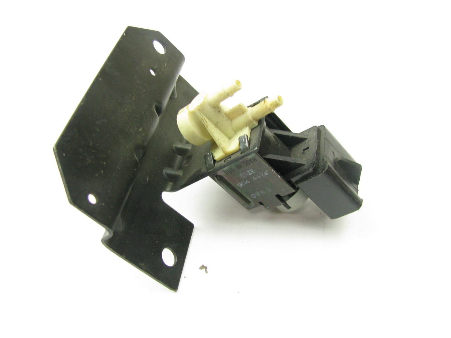 NEW - OUT OF BOX - OEM Ford E5ZE-9D474-A2A EGR Vacuum Valve Solenoid
