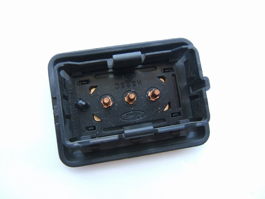 NEW - OUT OF BOX - OEM Ford E63B-14B076-AB Power Door Lock Switch 86-88 Tempo