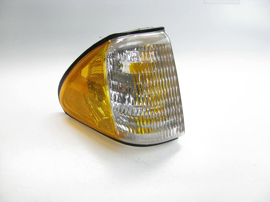 NEW - Out Of Box E63Z-13200-A Front Right Side Marker Light 1986-1987 Tempo