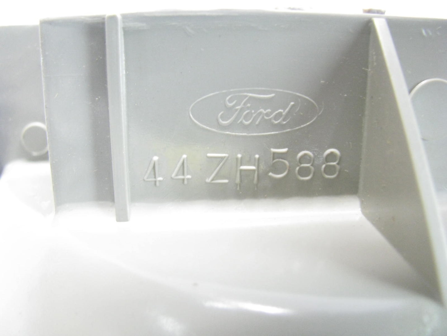 NEW - Out Of Box E63Z-13200-A Front Right Side Marker Light 1986-1987 Tempo