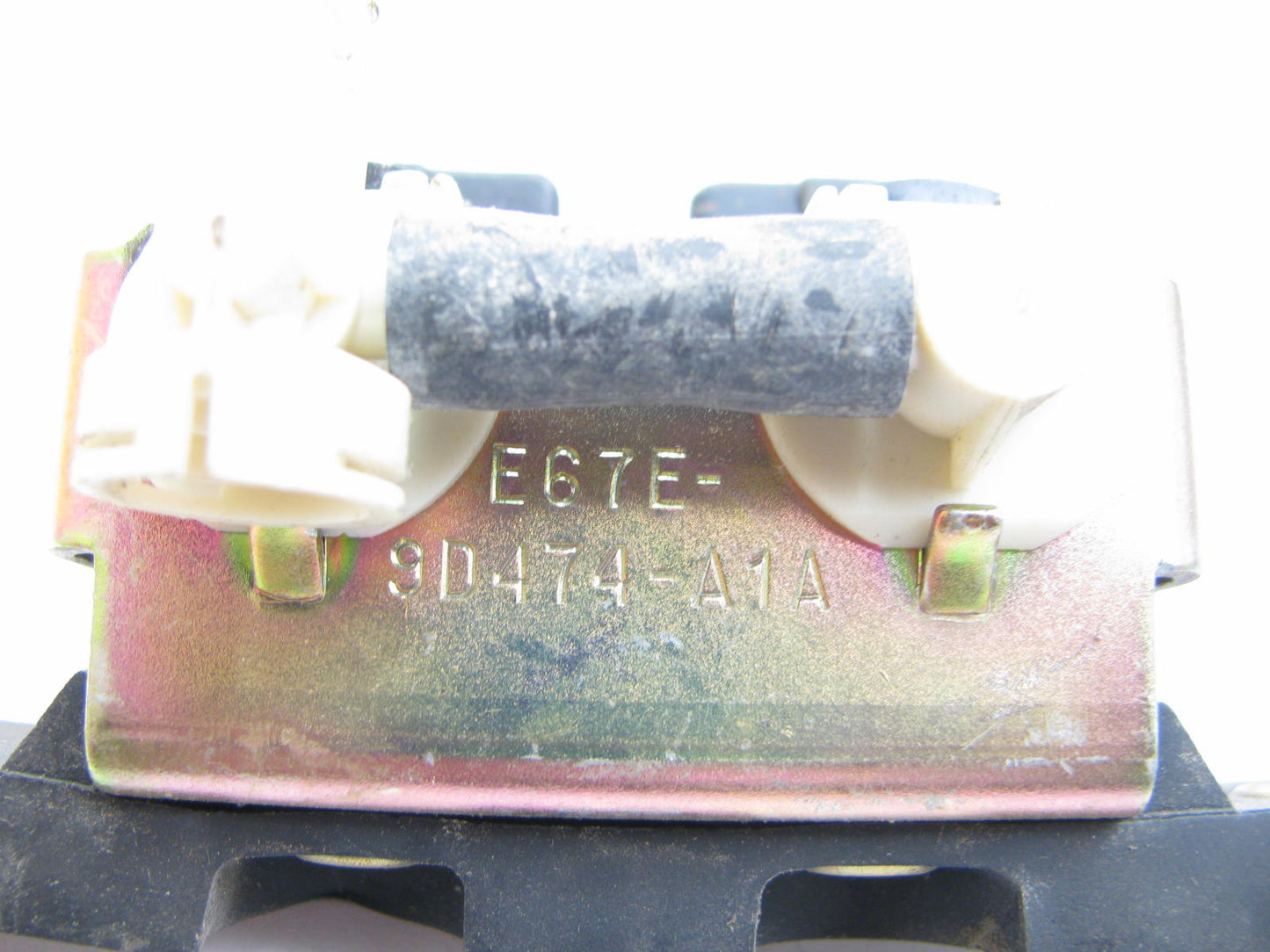 NEW - OUT OF BOX - OEM Ford E67E-9D474-A1A EGR Vacuum Valve Solenoid