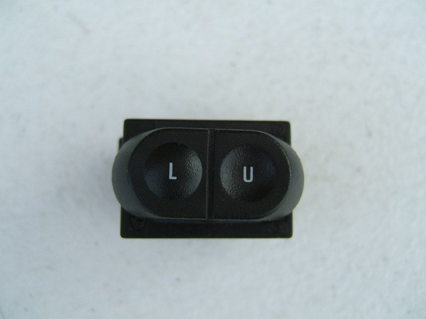 NEW - OUT OF BOX - OEM FORD E6DB-14017-AC Power Door Lock Switch - Front Right