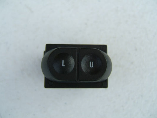 NEW - OUT OF BOX - OEM FORD E6DB-14017-AC Power Door Lock Switch - Front Right