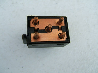 NEW - OUT OF BOX - OEM FORD E6DB-14017-AC Power Door Lock Switch - Front Right