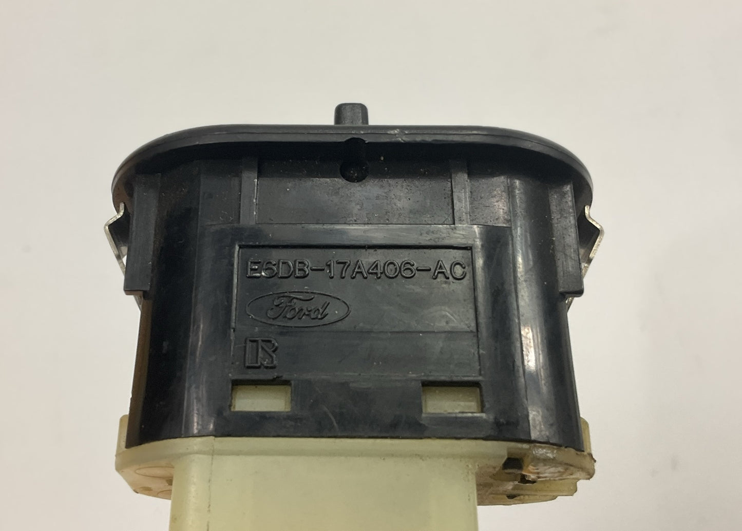 NEW - OUT OF BOX - OEM Ford E6DB-17A406-AC Rear Wiper Switch WAGON ONLY