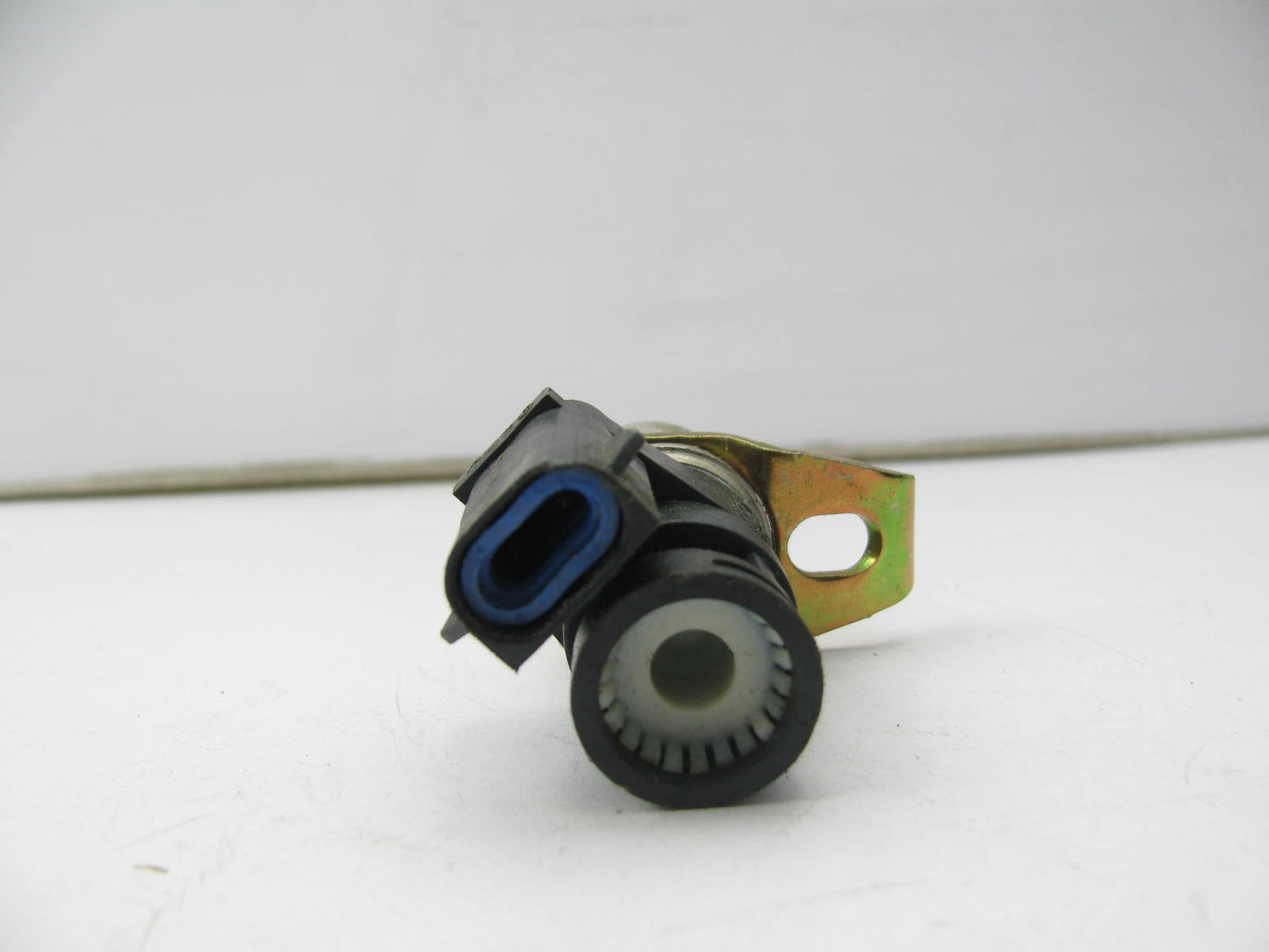 NEW - OUT OF BOX - OEM FORD E6DF-9E731-DA Vehicle Speed Sensor
