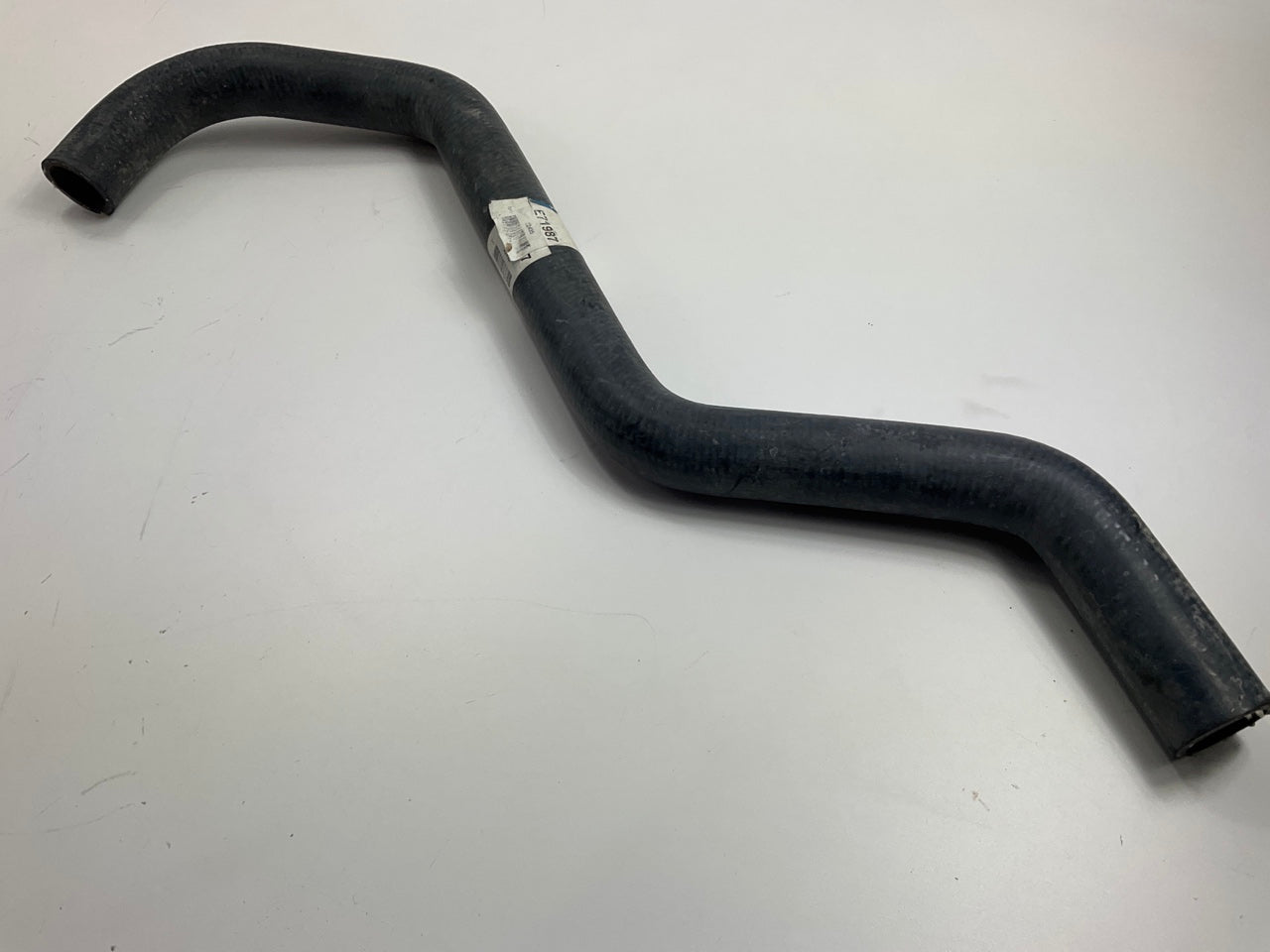 NEW - E71987 Upper Radiator Coolant Hose