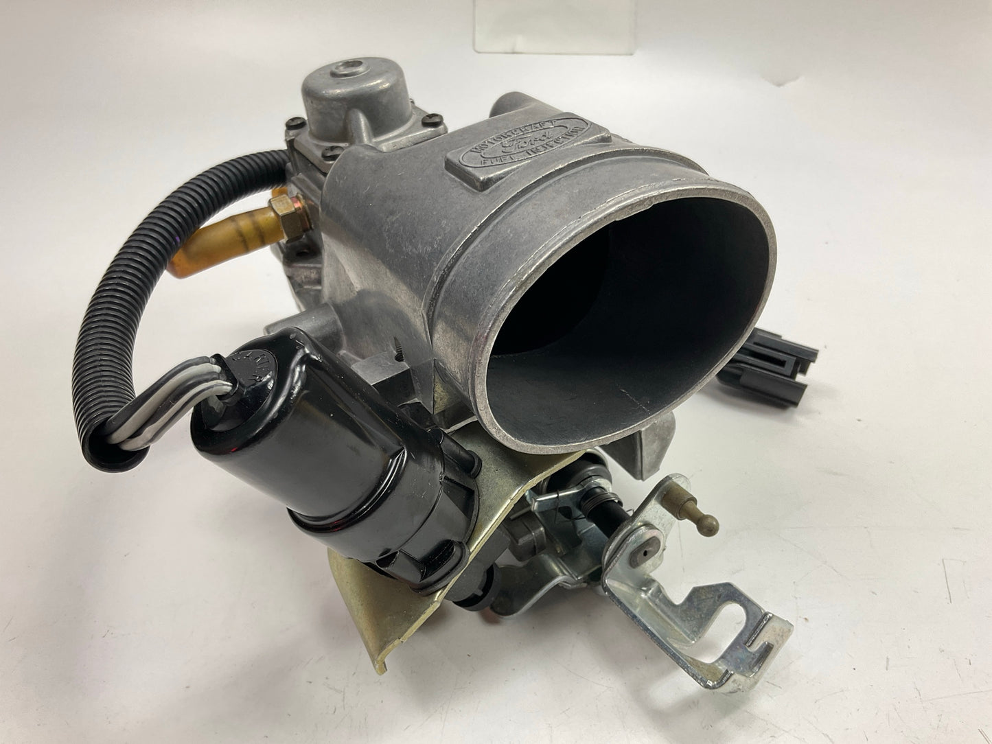 NEW UNBOXED Ford E73E-FA Complete Fuel Injection Throttle Body 1987 Ranger 2.3L