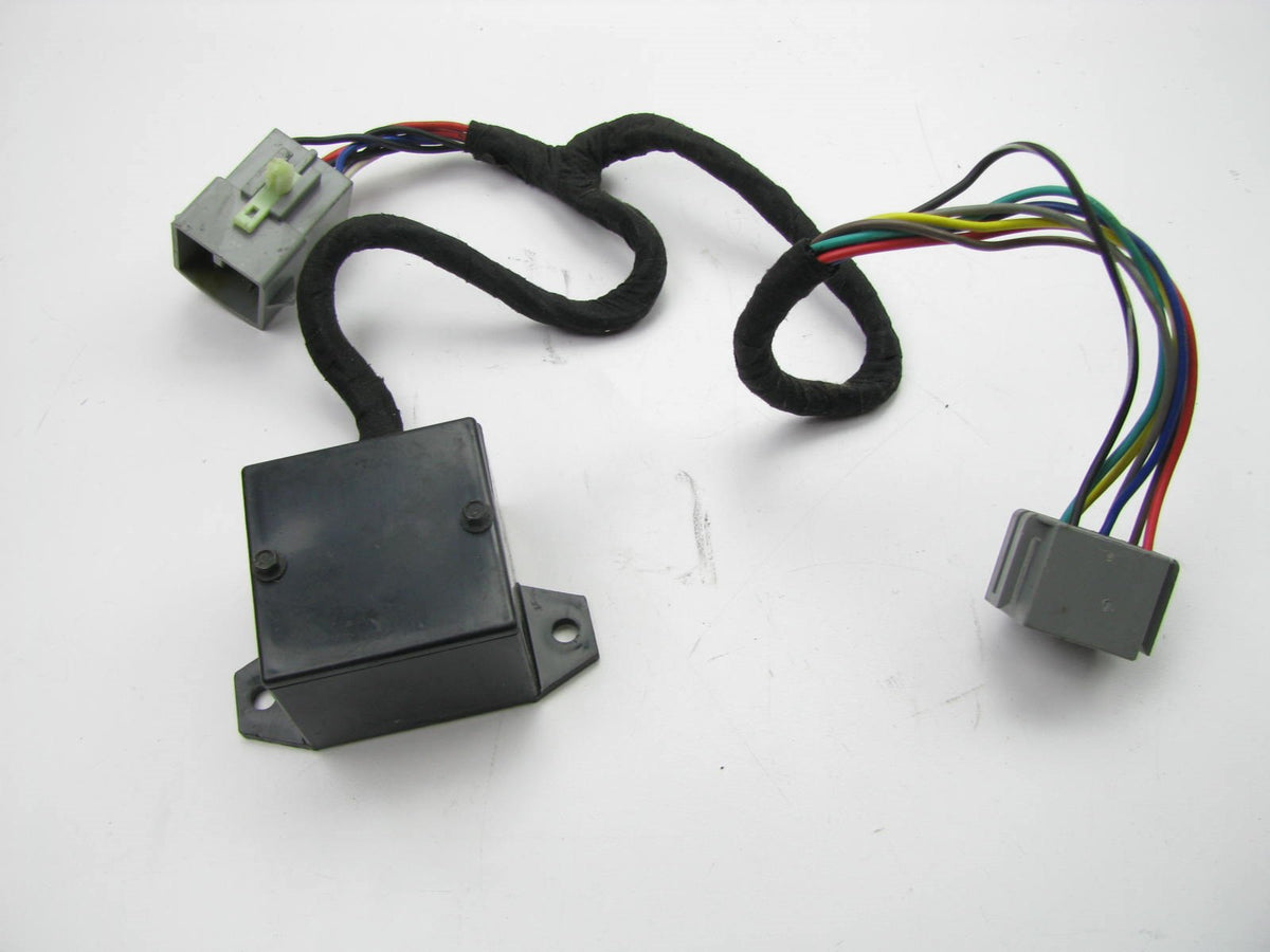 NEW - OUT OF BOX - OEM Ford E77F-17C476-AB Windshield Wiper Governer Module