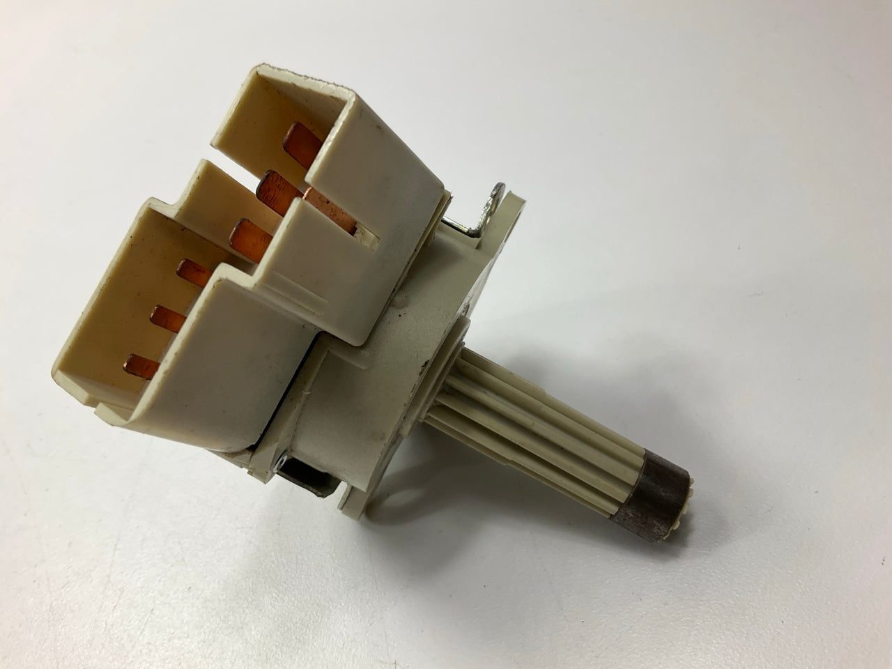 NEW - OUT OF BOX - OEM Ford E7DC-11572-BA Ignition Starter Switch
