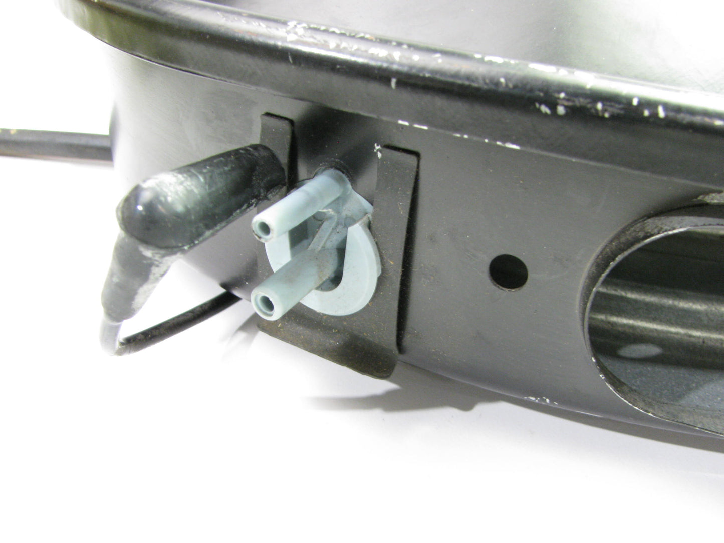 NEW - UNBOXED FORD E7EE-9600-CB Air Cleaner Assembly 1987-90 Escort 1.9L-L4 CFI