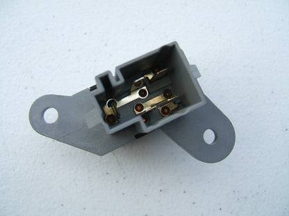 NEW - OUT OF BOX - Genuine OEM Ford E7TB-14A551-AA Rear Window Back Glass Switch