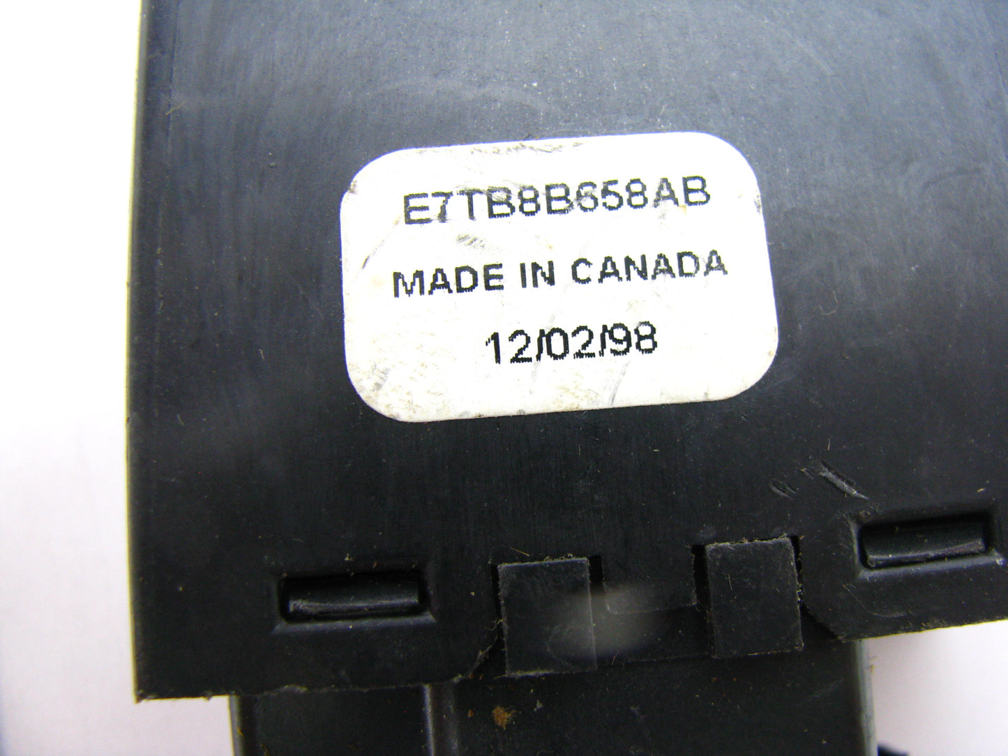 NEW - OUT OF BOX FORD E7TB-8B658-AB Engine Cooling Fan Controller E7TZ-8B658-B