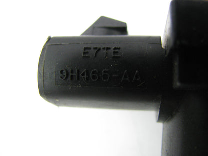 NEW - OUT OF BOX - OEM Ford E7TE-9H465-AA Vapor Canister Purge Vacuum Valve