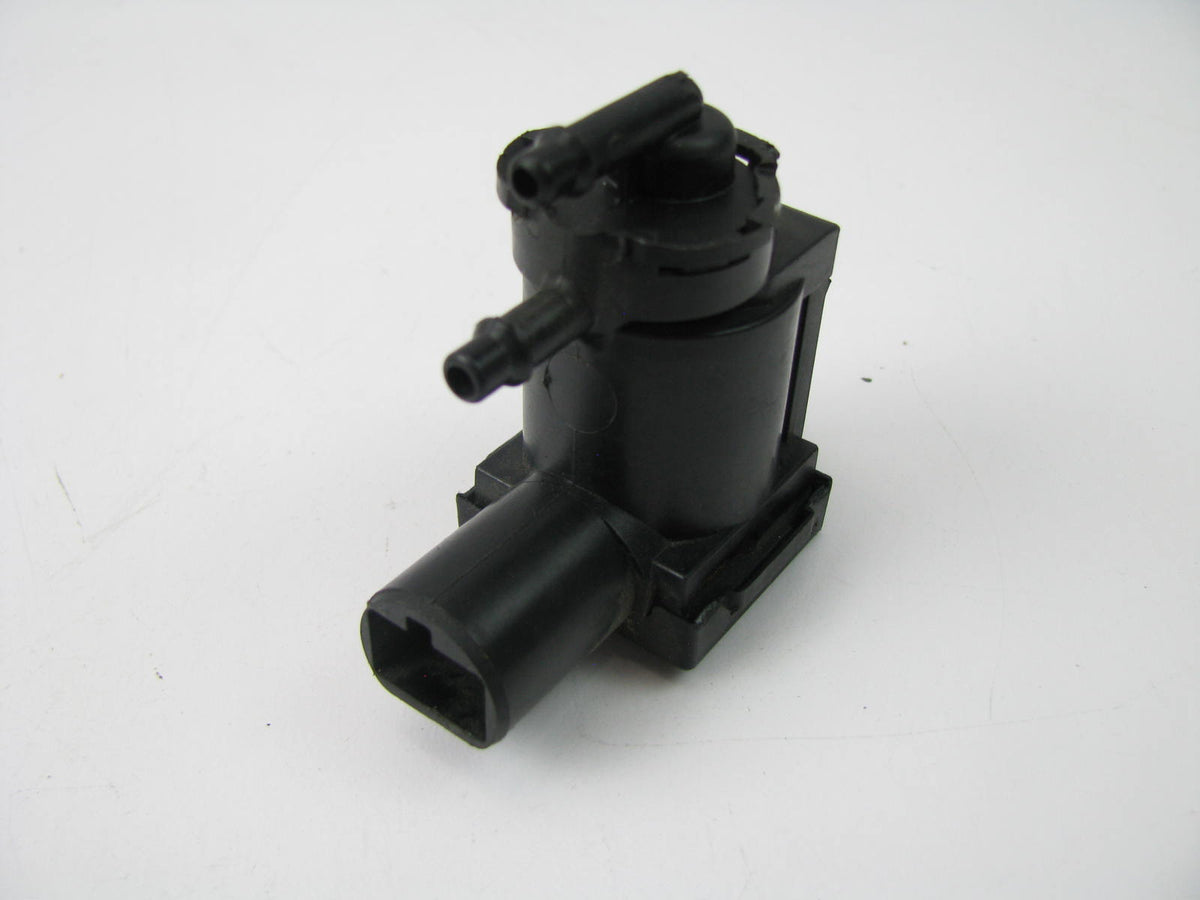 NEW - OUT OF BOX - OEM Ford E7TE-9H465-BA EGR Vacuum Valve Solenoid