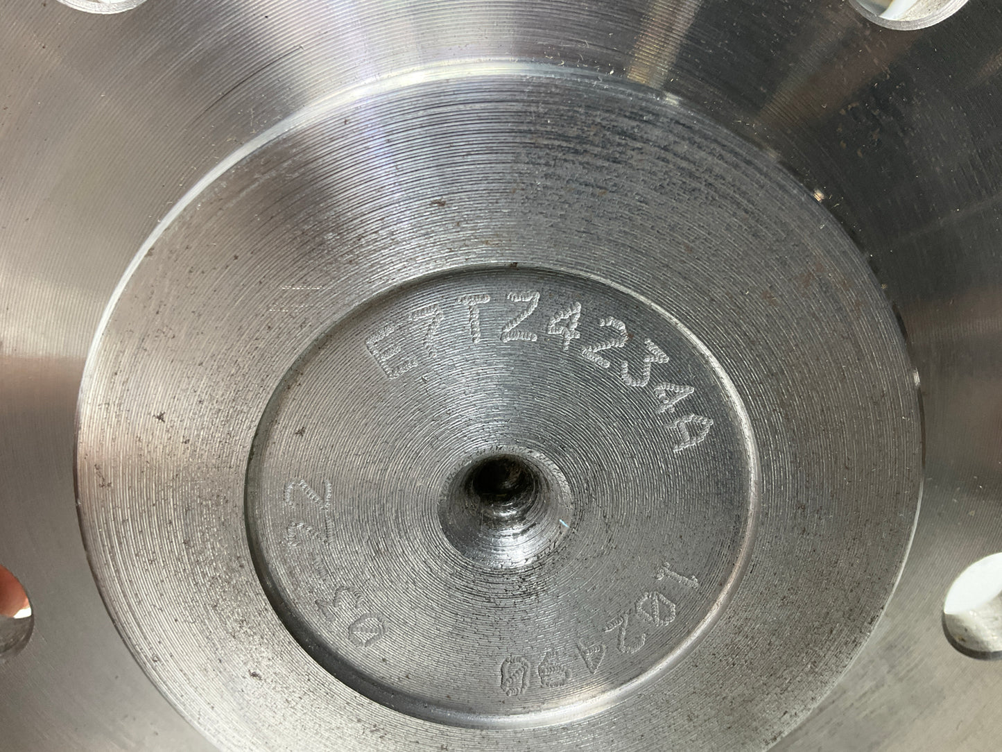 NEW E7TZ-4234-A Rear Right Drive Axle Shaft Ford 8.8 10-bolt RWD ONLY 31-Spline