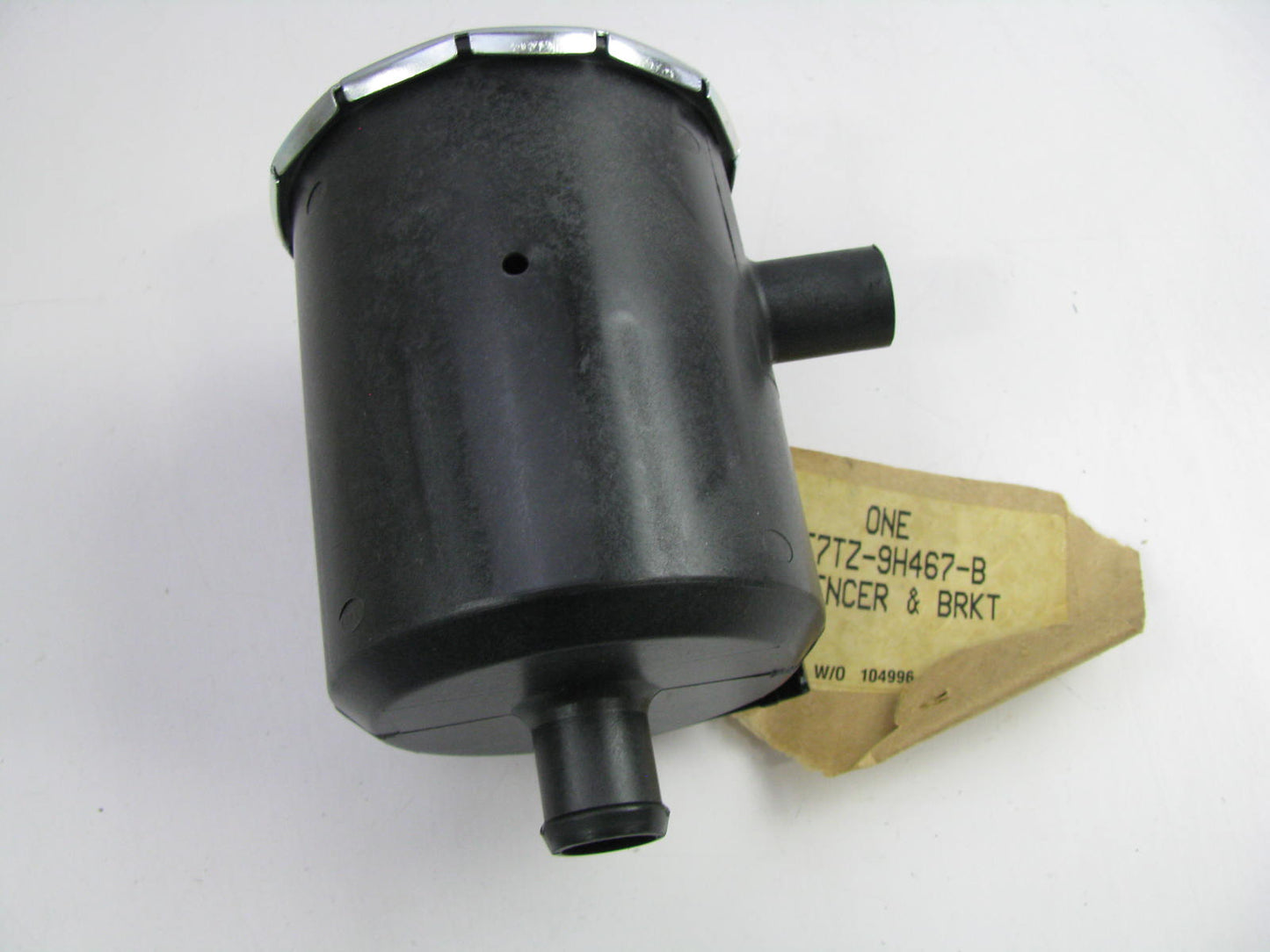 NEW - OUT OF BOX - OEM FORD E7TZ-9H467-B Exhaust Air Supply Silencer