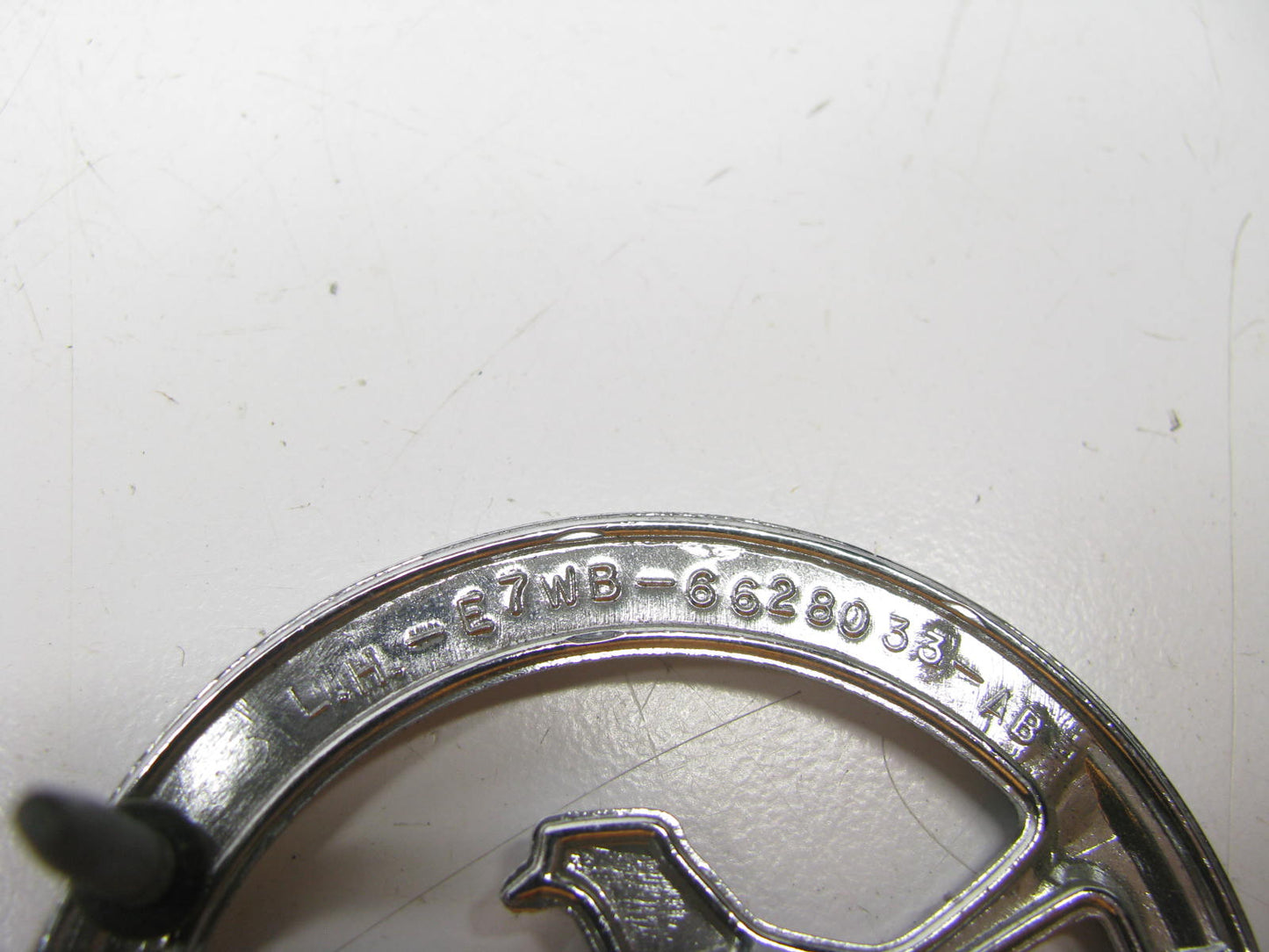 NEW - UNBOXED FORD E7WB-6628033-AB Roof Pillar Emblem 1987-1989 Mercury Cougar