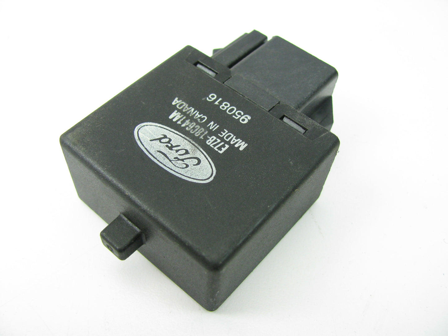 NEW - OUT OF BOX FORD E7ZB-18C641-AA Window Defroster Relay