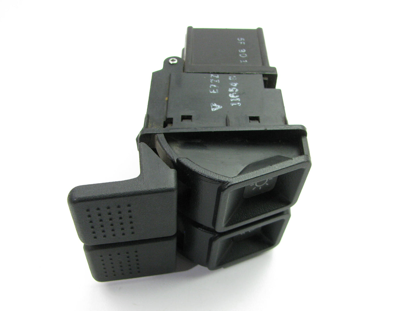 NEW - OUT OF BOX - OEM FORD E7ZZ-11654-B Headlight Switch For 1987-1993 Mustang