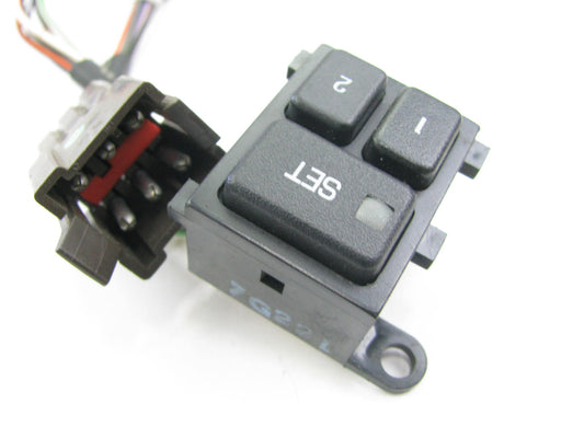 NEW - OUT OF BOX - FORD E80B-14776-AA Power Seat Memory Switch 88-94 Continental