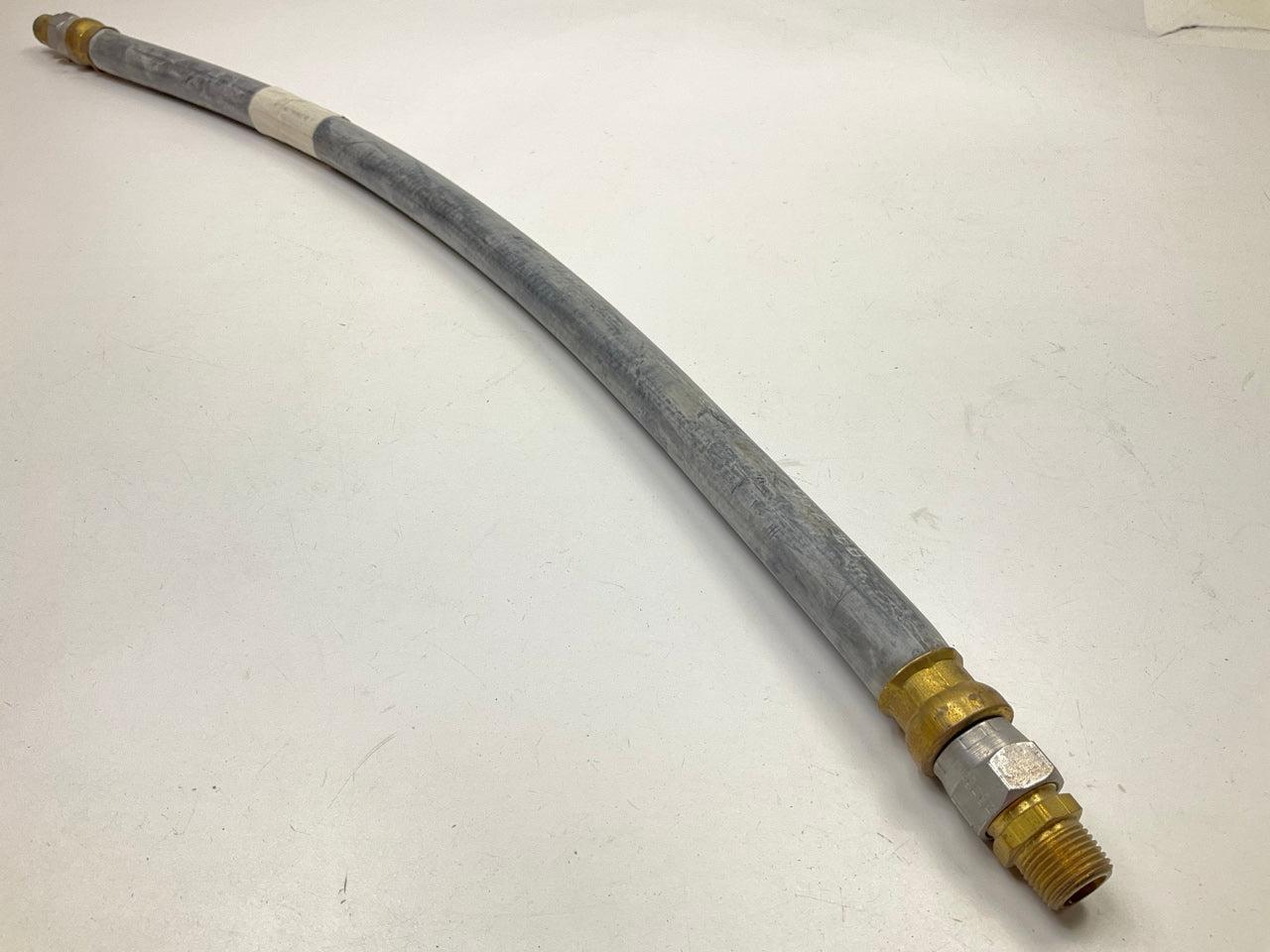 NEW UNBOXED E858426BK Air Brake Hose Assembly 1/2'' X 3/8'' X 26''