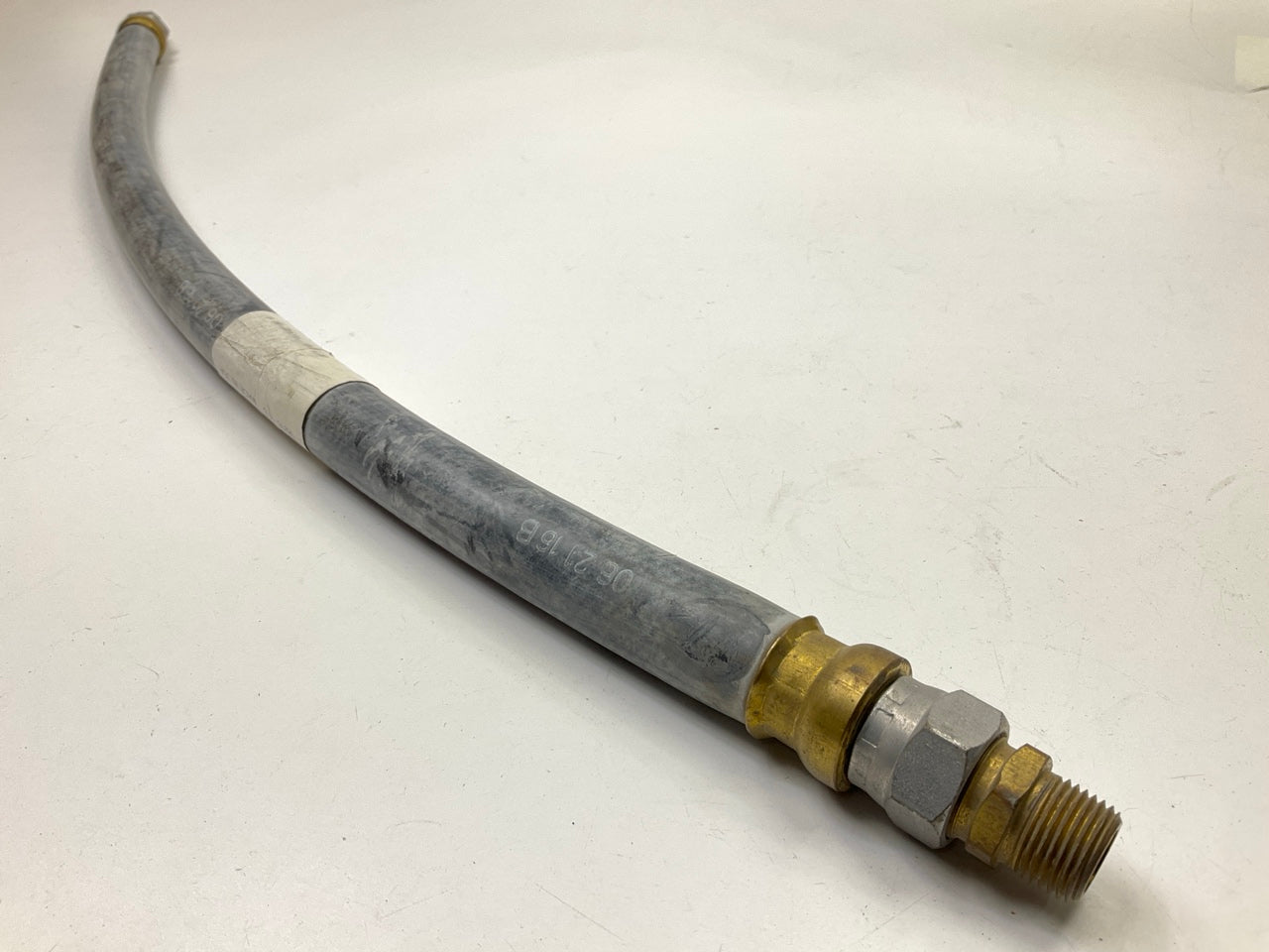 NEW UNBOXED E858426BK Air Brake Hose Assembly 1/2'' X 3/8'' X 26''