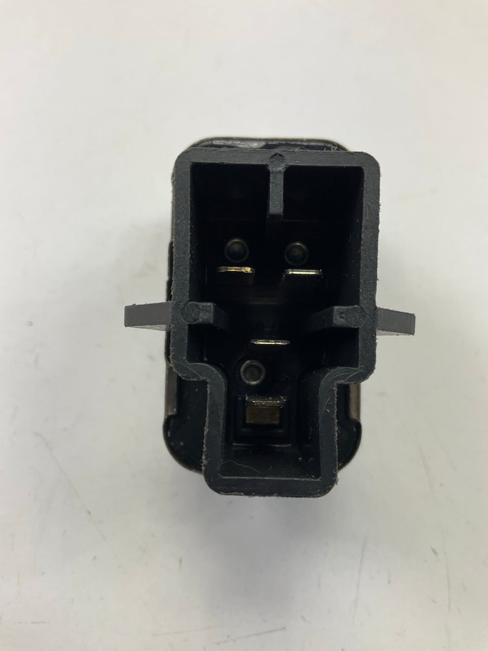 NEW - OUT OF BOX - OEM Ford E87B-9C972-AA Diesel Glow Plug Relay