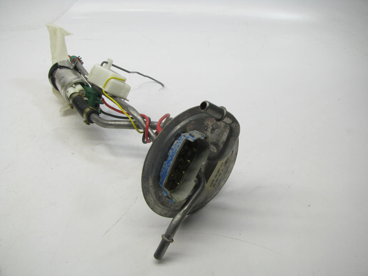 DAMAGED OUT OF BOX - E87F-9H307-FA-WOFLOAT-D Fuel Pump Module W/O FLOAT