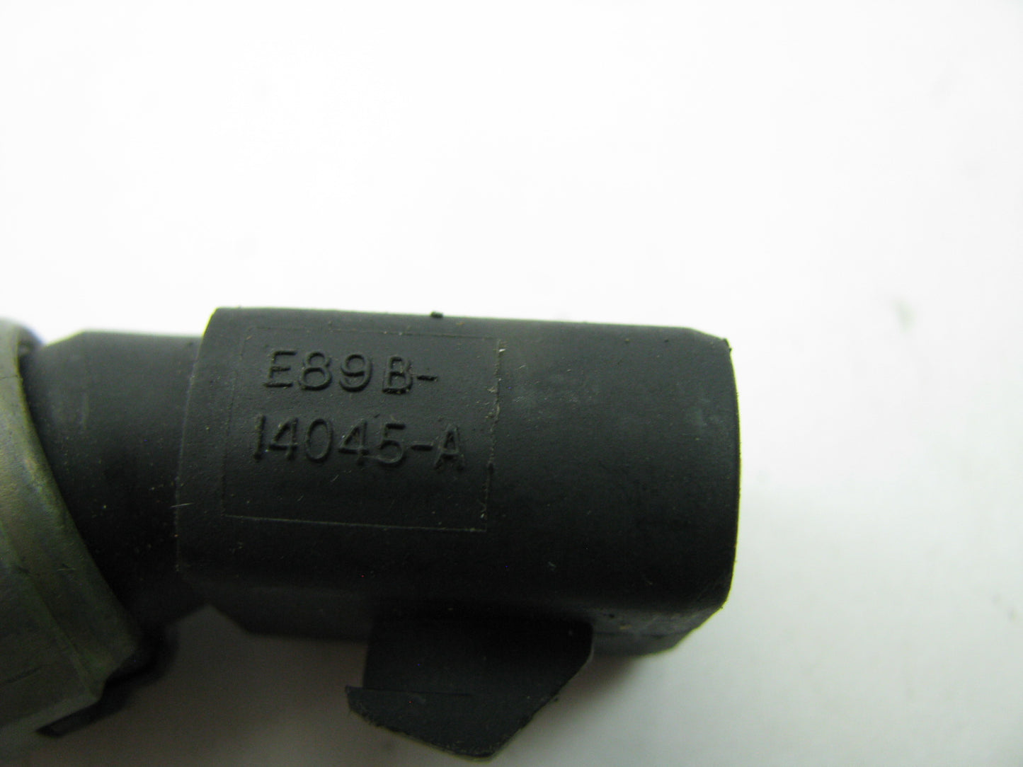 NEW - OUT OF BOX - OEM E89B-14045-A SLIDING Door Jamb Ajar Switch 86-97 Aerostar