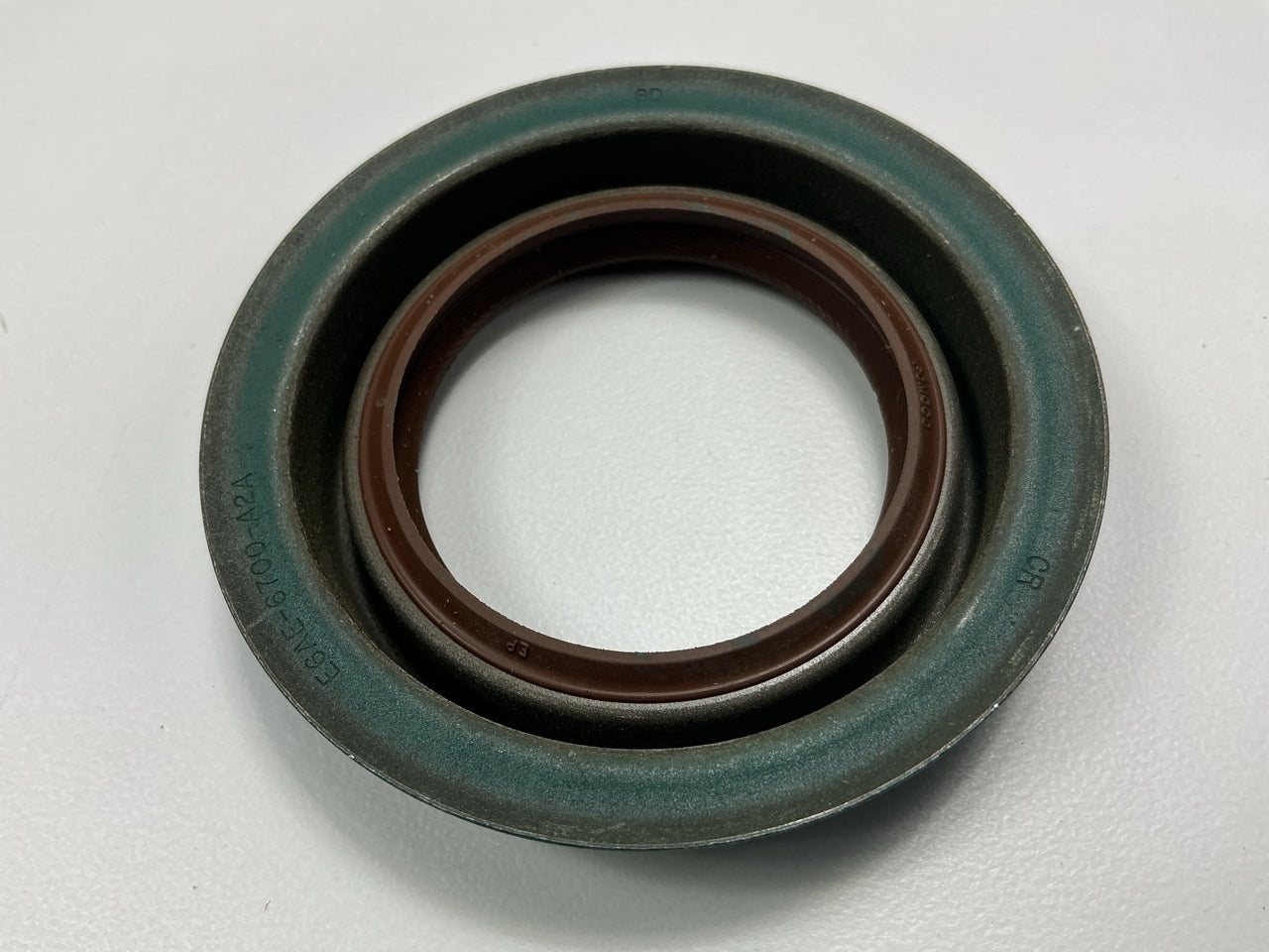 NEW - UNBOXED OEM FORD E8AE-6700-A2A Engine Timing Cover Seal Front