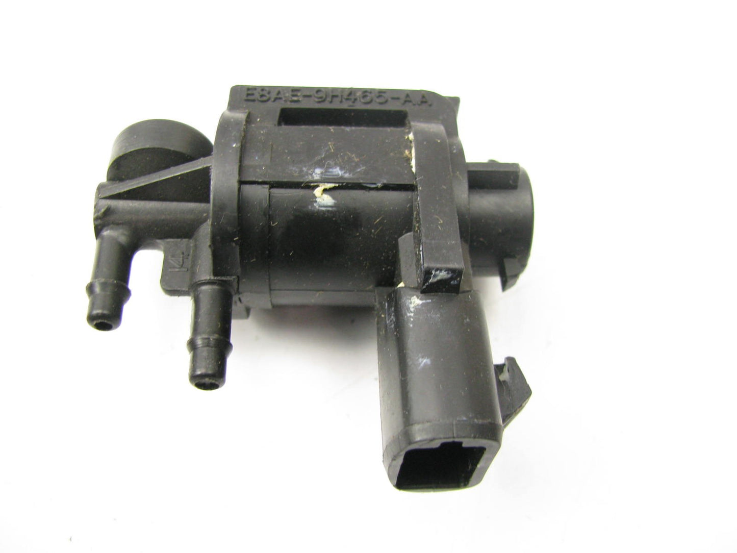 NEW UNBOXED OEM Ford E8AE-9H465-AA 4WD Hub Locking Solenoid