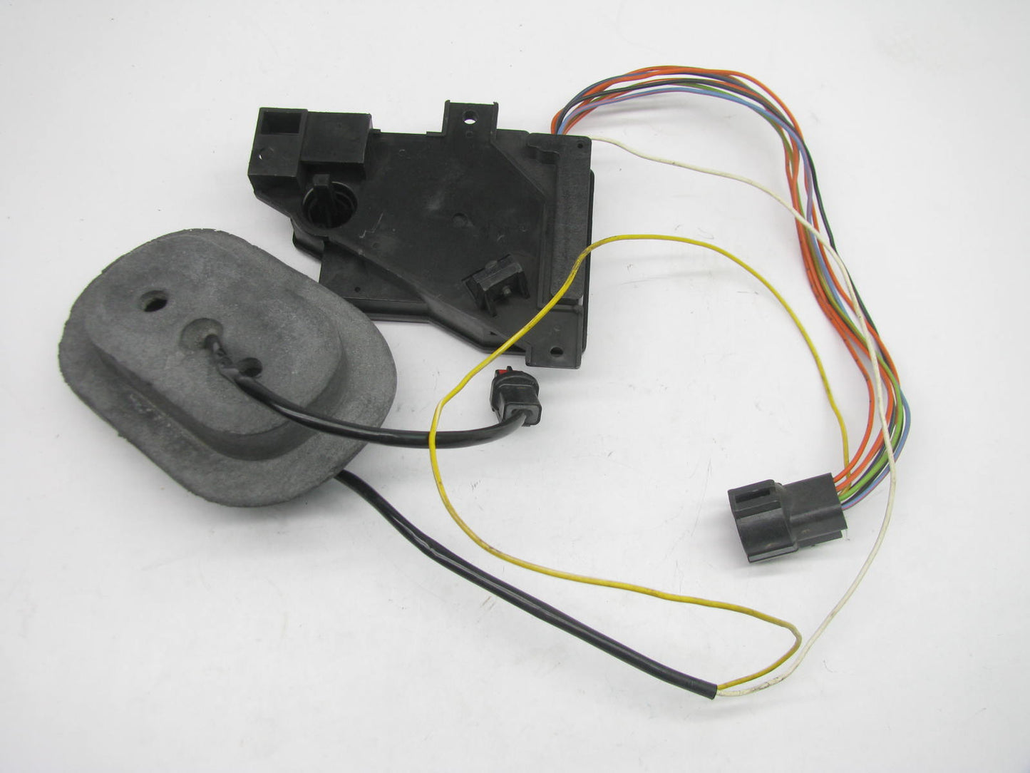 NEW - OUT OF BOX E8DZ-19E616-A Heater Blend Door Actuator & Harness 1988 Taurus