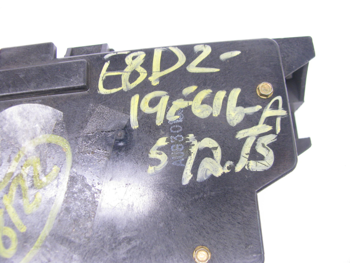 NEW - OUT OF BOX E8DZ-19E616-A Heater Blend Door Actuator & Harness 1988 Taurus