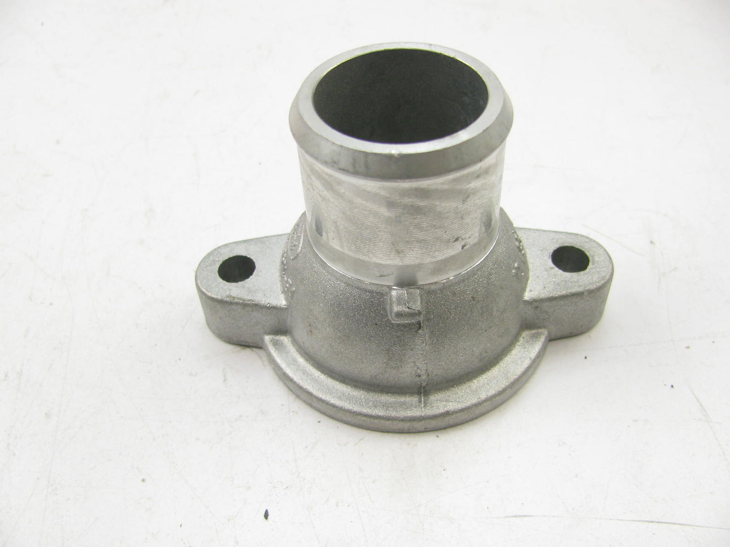 NEW - Out Of Box E8DZ-8592-D Coolant Water Outlet For 1986-1995 Ford 3.0L 3.8L