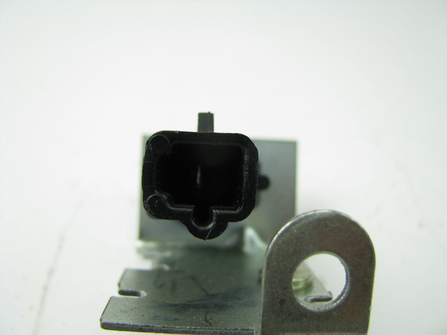 NEW - OUT OF BOX - OEM FORD E8EB-15N562-AA Rear Door Jamb Switch