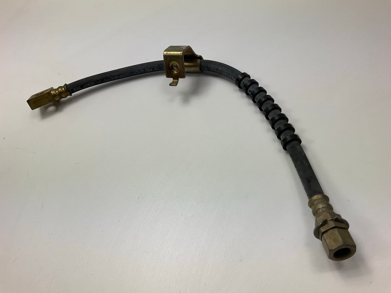 NEW - OUT OF BOX - OEM FORD E8EC-2B557-AA Front Left Brake Hose