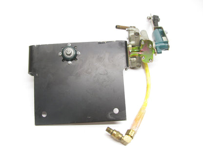 INCOMPLETE - E8HZ-5A712-D Rear Suspension Level Valve 1988-1990 L-Series Neway