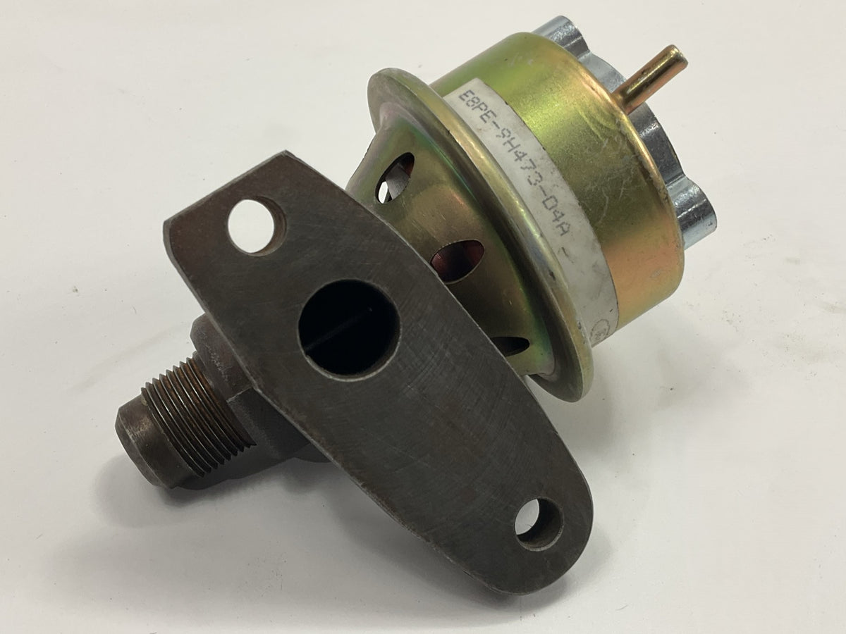 SURFACE RUST OUT OF BOX - OEM Ford E8PE-9H473-D4A EGR Valve