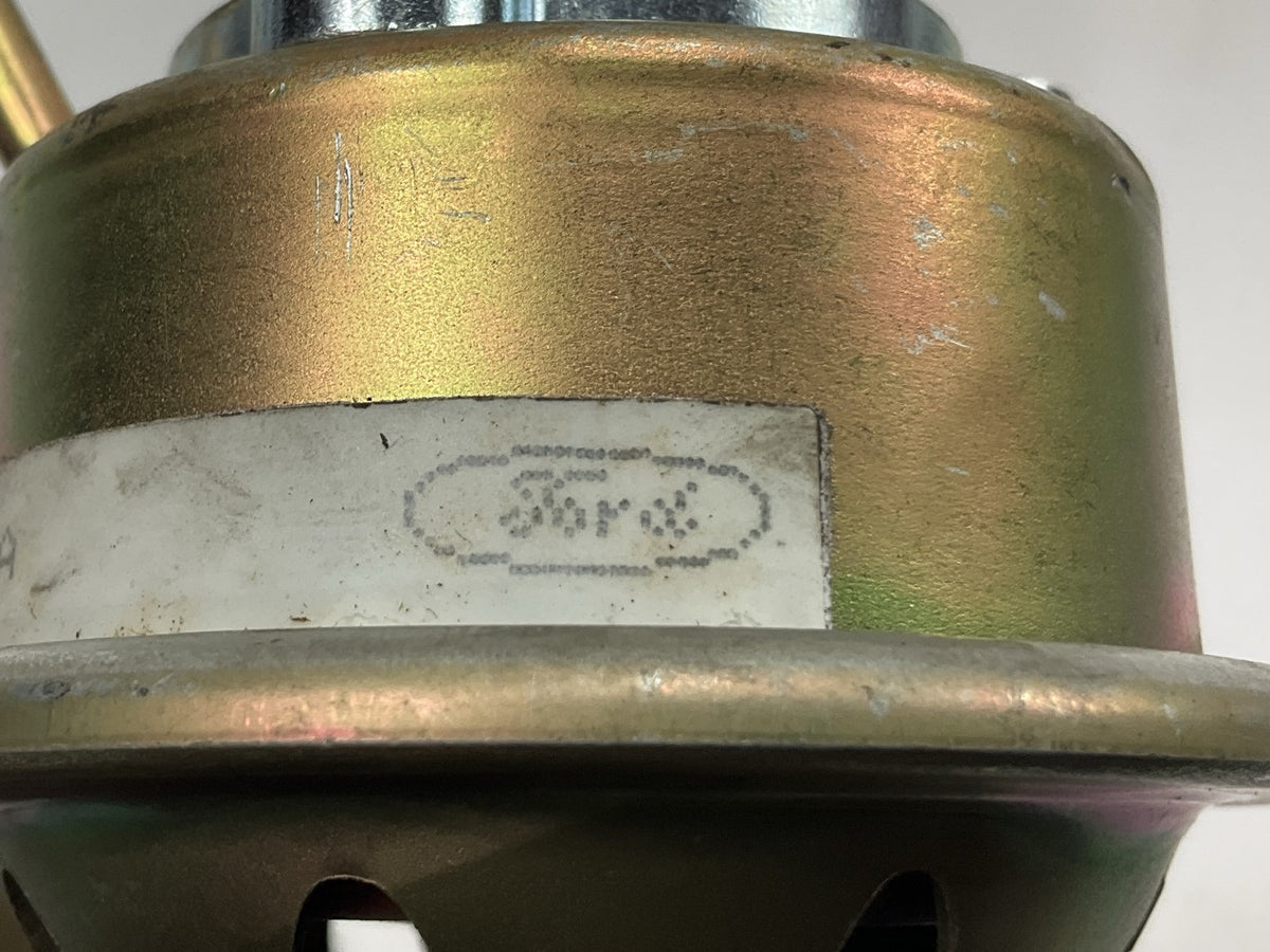 SURFACE RUST OUT OF BOX - OEM Ford E8PE-9H473-D4A EGR Valve