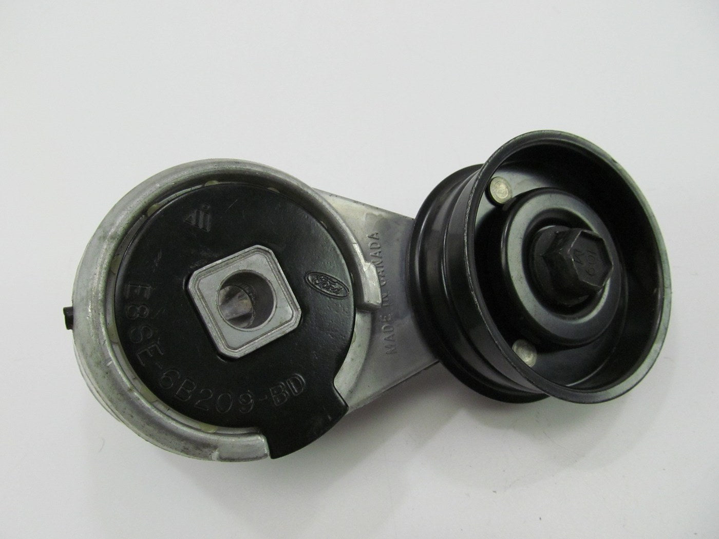 NEW - OUT OF BOX - OEM Ford E8SE-6B209-BD Belt Tensioner 1988 Thunderbird 3.8L